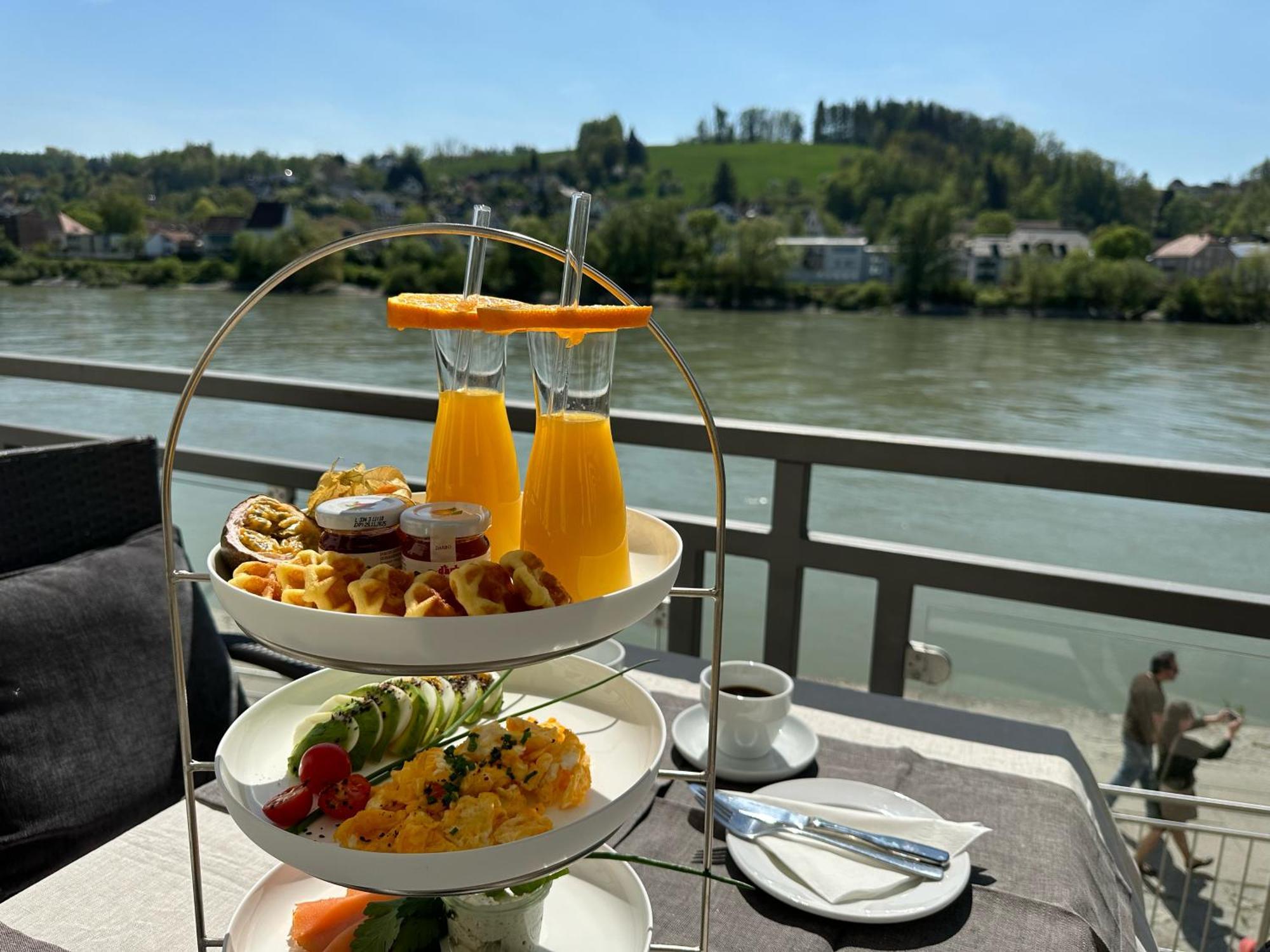 Schloss Ort Passavia Esterno foto